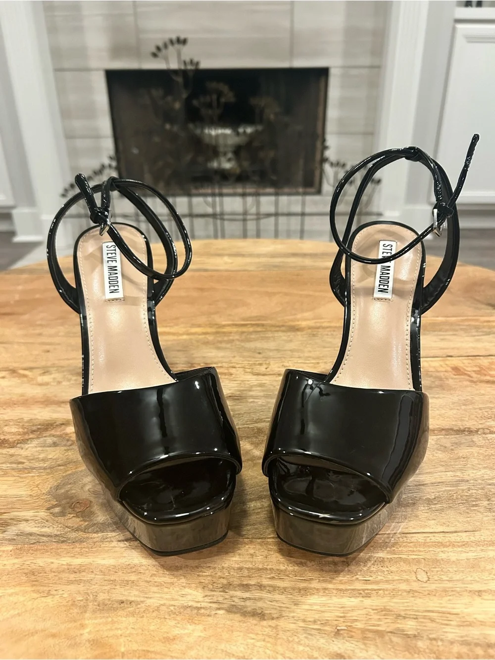 Steve Madden Black Patent Platform Sandal